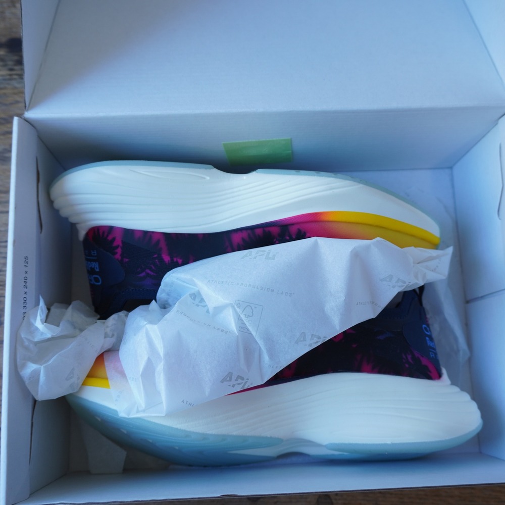 APL Women's 10 Podium Red Bull Racing Pink Yellow New Sunset Palm Running Shoes - Picture 11 of 11